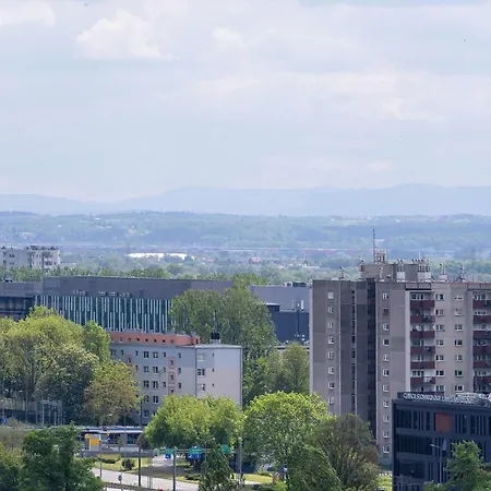 Bright With A View, Remote Work By Renters * Krakov