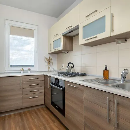 Bright With A View, Remote Work By Renters * Krakov